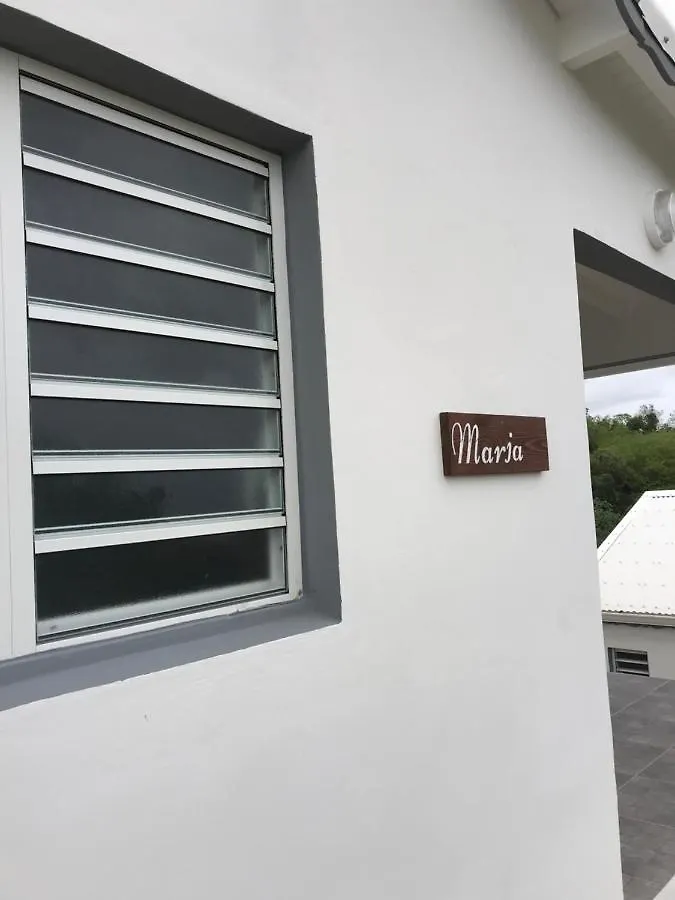 Maison d'hôtes Hotel LES ALOÈS By CREYOL ANIMAL à Grand-Bourg